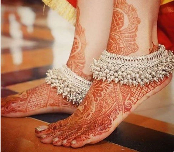Anklets (Payal)